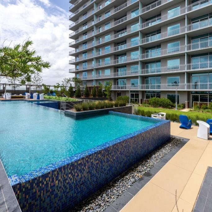 Luxury Highrise In Midtown - Skyline Views And Chic Decor Lejlighed Houston Eksteriør billede