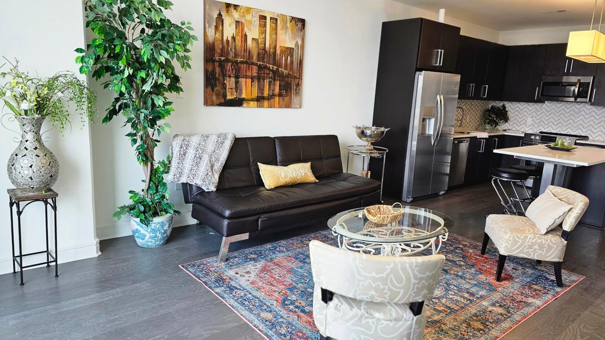 Luxury Highrise In Midtown - Skyline Views And Chic Decor Lejlighed Houston Eksteriør billede