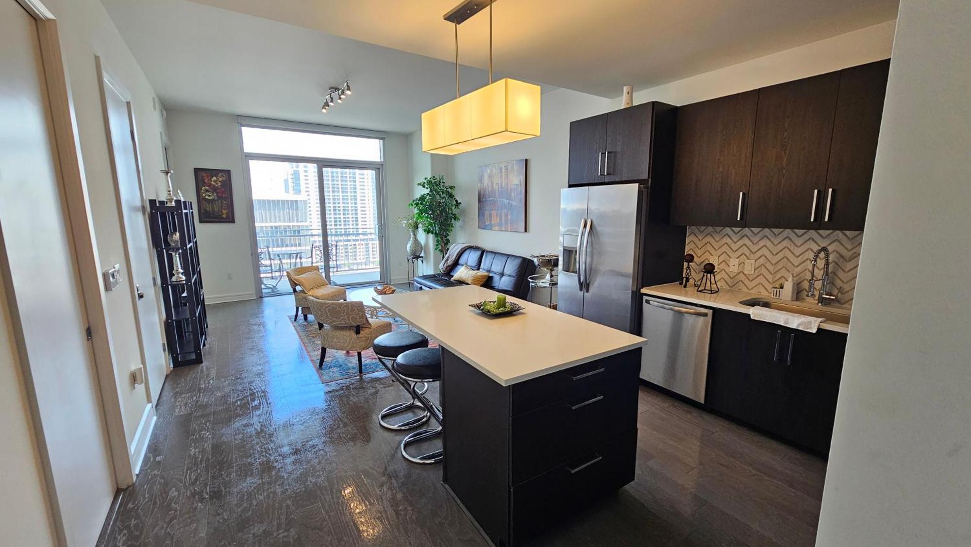 Luxury Highrise In Midtown - Skyline Views And Chic Decor Lejlighed Houston Eksteriør billede